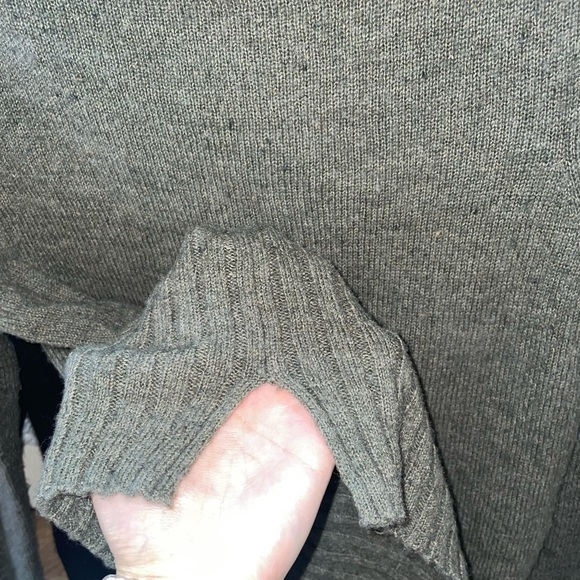 ⚡️$1 when bundled Madewell Crewneck/Turtleneck - Picture 14 of 16